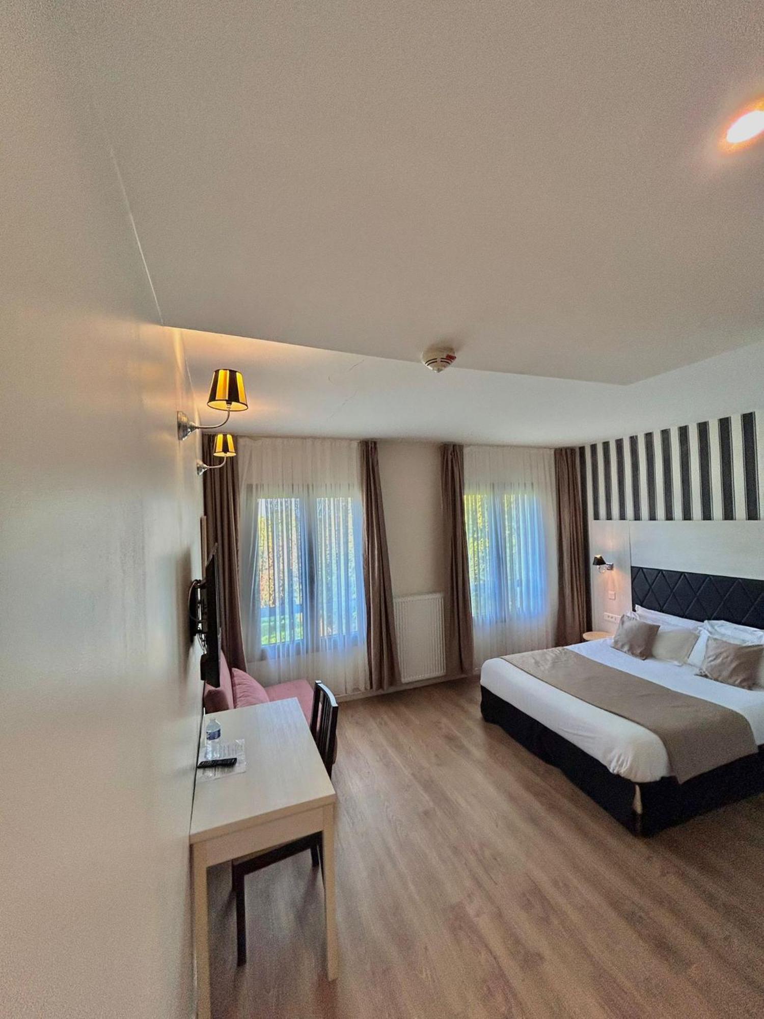 Thoiry Etoile Hotel Thoiry (Yvelines)