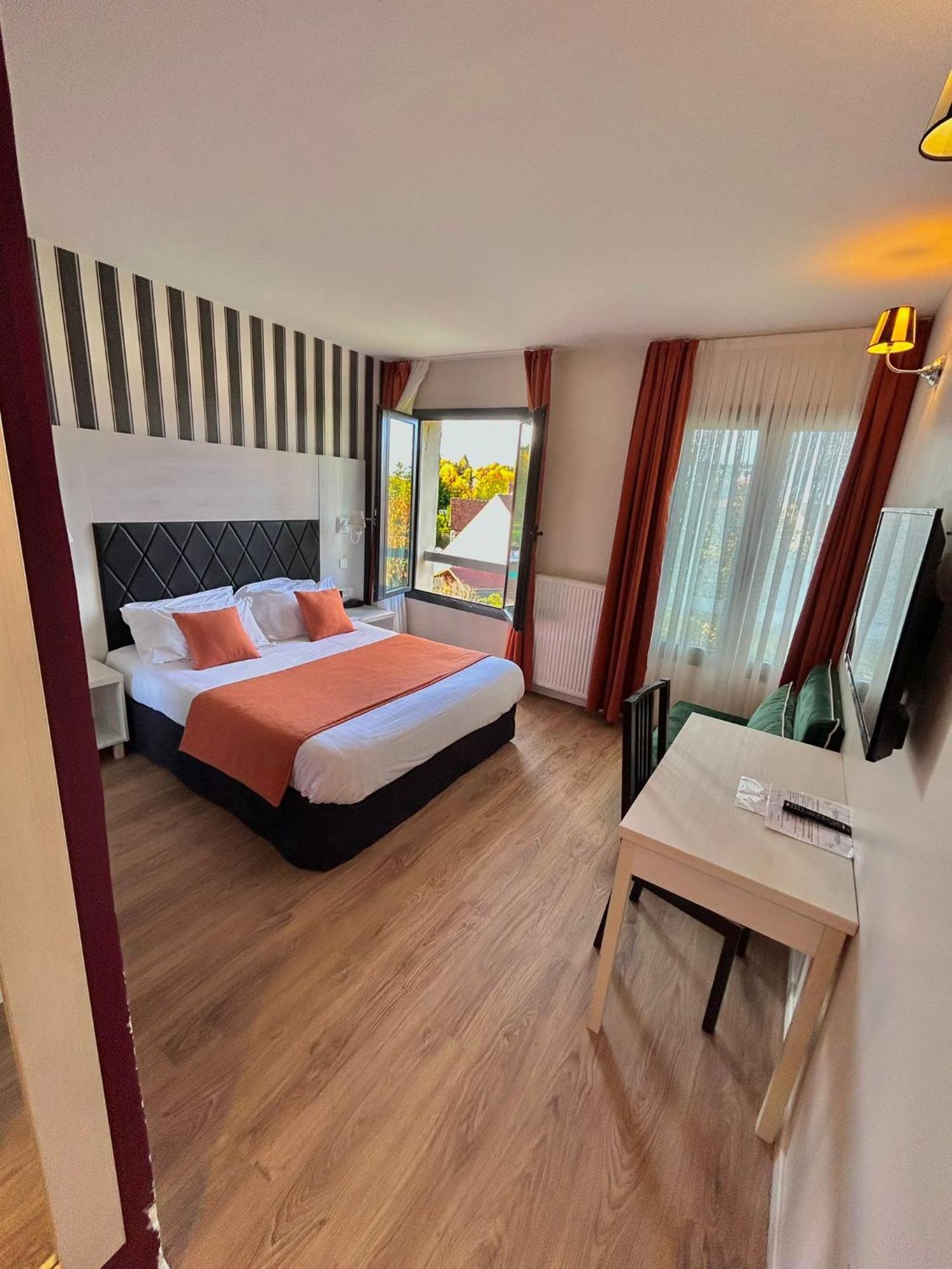 Hotel Thoiry Etoile Thoiry (Yvelines)