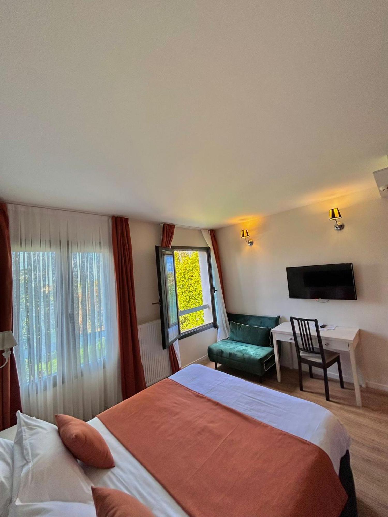 Etoile 3* Thoiry (Yvelines)